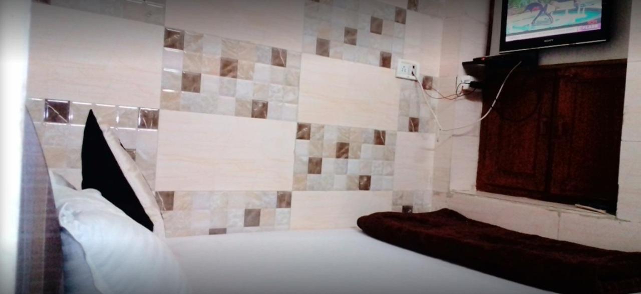 Ajanta Hotel 100 Mtrs Railway Station & 400 Mtrs Dargah Ajmer Luaran gambar