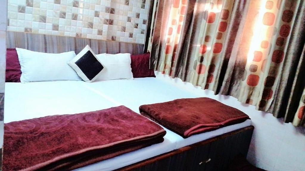 Ajanta Hotel 100 Mtrs Railway Station & 400 Mtrs Dargah Ajmer Luaran gambar